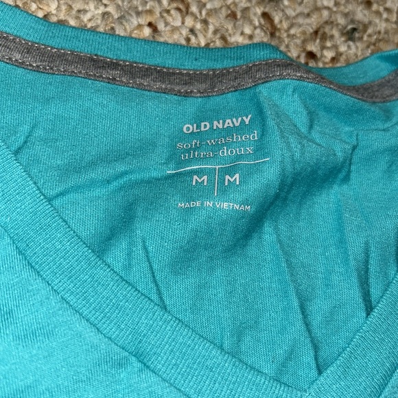 Old Navy V-Neck - Picture 2 of 2